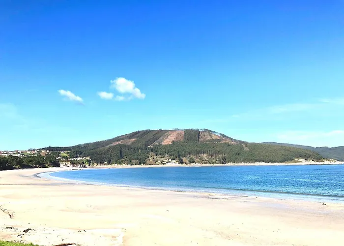 The Cliffs - Llana Vicedo